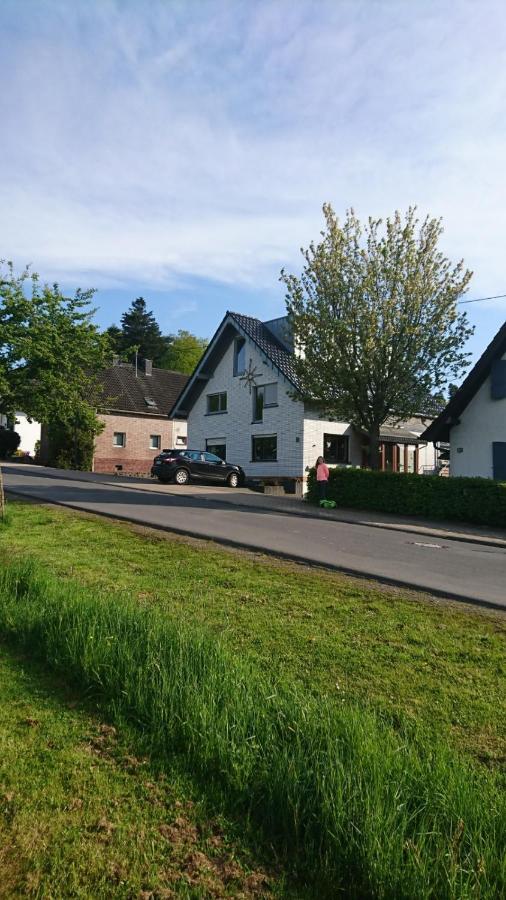 Ferienwohnung Hohe Acht Kaltenborn  ภายนอก รูปภาพ